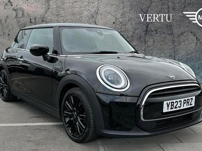Używany Mini Cooper Exclusive 134 KM (98 kW) 2023 Czarny Hatchback