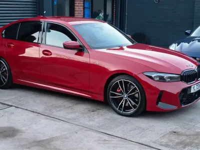 Begagnad BMW 320 M Sport 2024 Röd Sedan