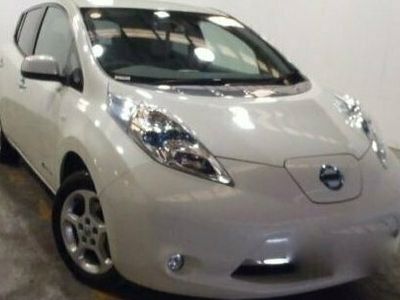 Begagnad Nissan Leaf 80 kW (109 HK) 2011 Halvkombi