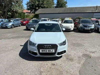 Used Audi A1 Sport 86 HP (63 kW) 2013 Blue Hatchback
