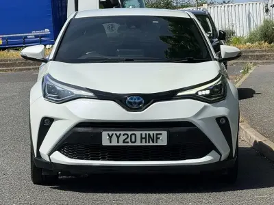 Used Toyota C-HR 122 HP (89 kW) 2020 White SUV