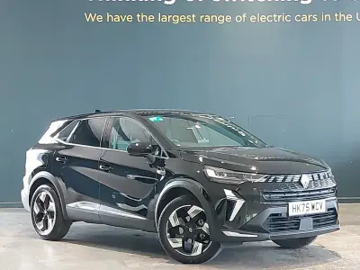 Używany Renault Symbioz Techno 140 KM (102 kW) 2025 Czarny SUV