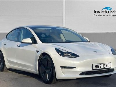 White Used 2021 Tesla Model 3 Long Range AWD Sedan | £20,000 (Fair price)