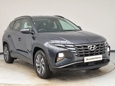 Usado Hyundai Tucson SE 230 CV (169 kW) 2022 Gris SUV