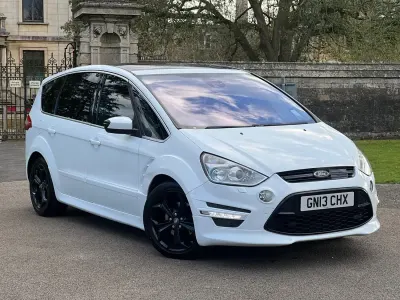 Usado Ford S-MAX Titanium X 200 HP (147 kW) 2013 Branco Monovolume
