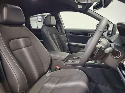 Used Honda Civic Sport 140 HP (102 kW) 2024 White Hatchback