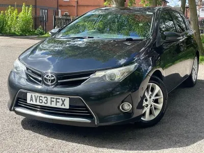 Used Toyota Auris 2013