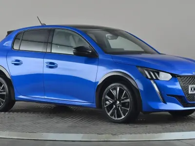 Second-hand Peugeot 208 GT 100 CP (73 kW) 2023 Albastru Hatchback