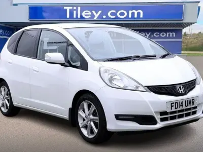 Used Honda Jazz ES 99 HP (72 kW) 2014 White Hatchback