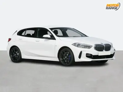 Usado BMW 118 M Sport 136 CV (100 kW) 2021 Negro Utilitario