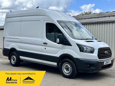 Usado Ford Transit 130 HP (95 kW) 2018 Branco Van