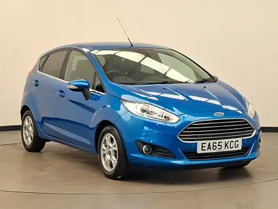 Used Ford Fiesta Titanium 95 HP (69 kW) 2015 Blue Hatchback