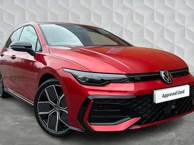 Usado VW Golf VIII Black Edition 2026 Vermelho Citadino