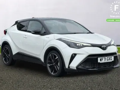 Second-hand Toyota C-HR Play 122 CP (89 kW) 2021 Alb SUV