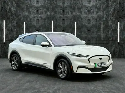 Used Ford Mustang Mach-E Extended Range 210 kW (286 HP) 2022 White SUV