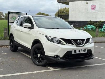 White Used 2014 Nissan Qashqai Acenta Premium SUV | £4,895 (A bit pricey)