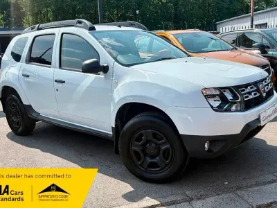 Used Dacia Duster 114 HP (83 kW) 2018 White SUV