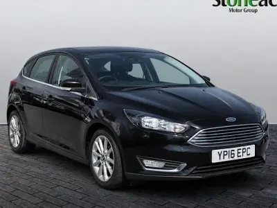 Used Ford Focus Titanium 120 HP (88 kW) 2016 Black Hatchback