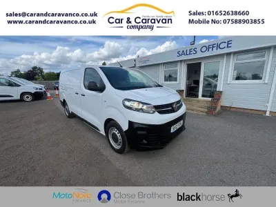 Used Vauxhall Vivaro Edition 100 HP (73 kW) 2021 White MPV