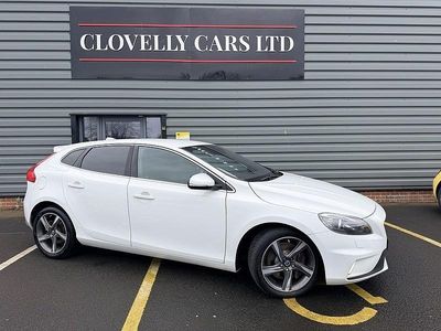 Used Volvo V40 R-Design 190 HP (139 kW) 2014 White Hatchback