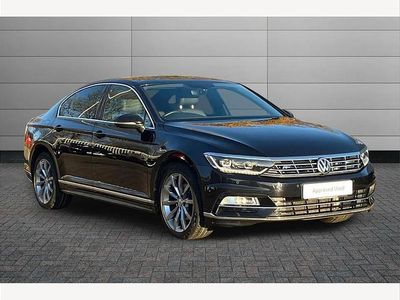 Black Used 2019 VW Passat R-line Sedan | £16,250 (Expensive)