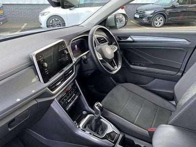 Used VW T-Roc Style 150 HP (110 kW) 2024 Silver SUV