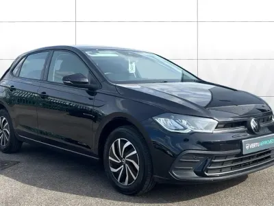 Used VW Polo Life 95 HP (69 kW) 2023 Black Hatchback
