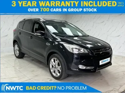 Käytetty Ford Kuga Titanium 150 HP (110 kW) 2015 Musta Katumaasturi