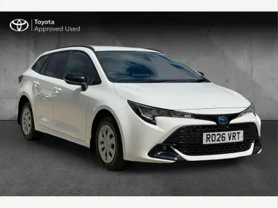 Usado Toyota Corolla 140 HP (102 kW) 2026 Branco