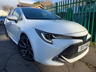 Usado Toyota Corolla 122 CV (89 kW) 2021 Blanco Utilitario