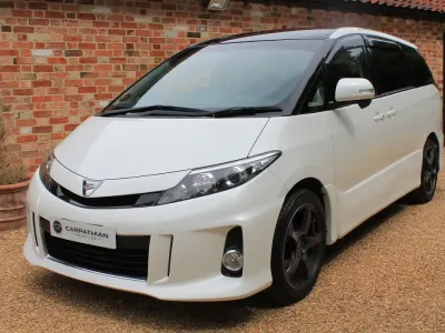 Used Toyota Estima 2016 Pearl white MPV