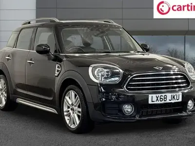 Used Mini Cooper Countryman Exclusive 136 HP (100 kW) 2018 Black SUV