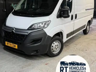 Usado Citroën Relay 140 HP (102 kW) 2023 Branco Van