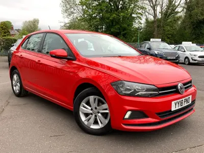 Usado VW Polo SE 65 HP (47 kW) 2018 Vermelho Citadino