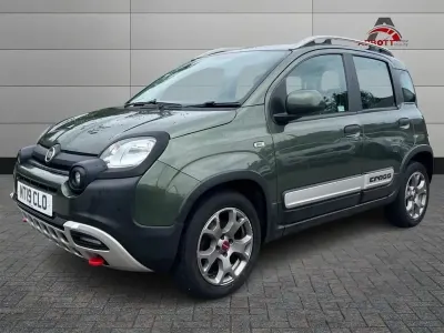 Used Fiat Panda Cross Cross 69 HP (50 kW) 2019 Green Hatchback