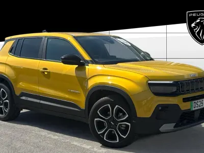 Used Jeep Avenger EV Summit 114 kW (156 HP) 2025 Yellow SUV