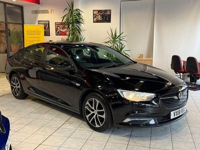 Used Vauxhall Insignia Design Edition 136 HP (100 kW) 2018 Black Hatchback