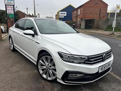 White Used 2020 VW Passat R-line Sedan | £11,490 (Fair price)