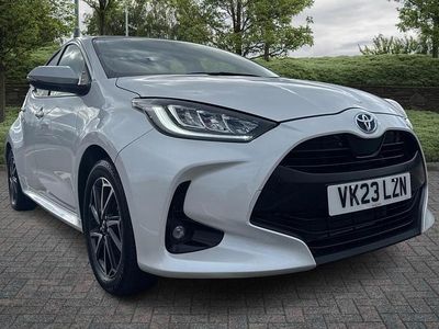 White Used 2023 Toyota Yaris Hybrid Design Hatchback | £17,991 (Good price)