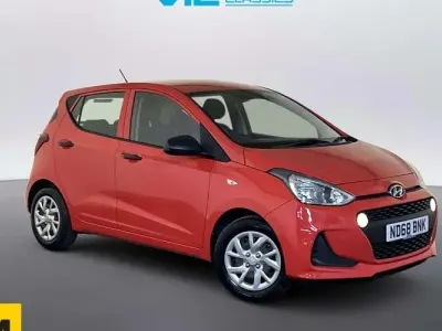 Used Hyundai i10 67 HP (49 kW) 2018 Red Hatchback