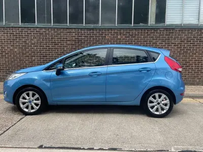 Used Ford Fiesta Zetec 96 HP (70 kW) 2011 Blue Hatchback
