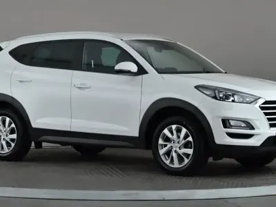 Used Hyundai Tucson SE 132 HP (97 kW) 2020 White SUV