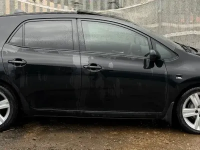 Used Toyota Auris