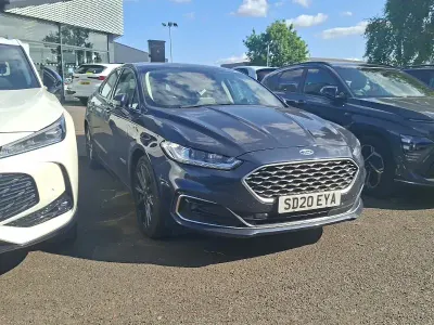 Used Ford Mondeo Vignale 187 HP (137 kW) 2020 Blue Sedan