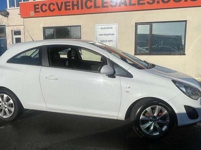 Used Vauxhall Corsa Excite 86 HP (63 kW) 2014 White Hatchback