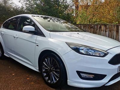 White Used 2016 Ford Focus ST-Line Hatchback | £7,995 (Expensive)