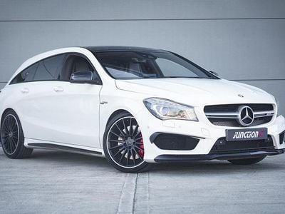 Begagnad Mercedes CLA45 AMG Shooting Brake AMG 2015 Vit Kombi