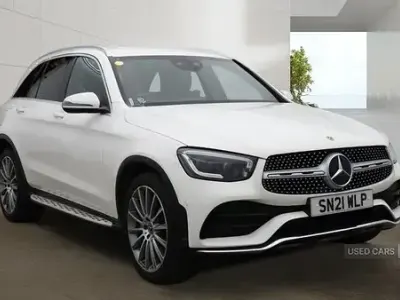 Begagnad Mercedes GLC220 AMG Line Premium 194 HK (142 kW) 2021 Vit Kombi