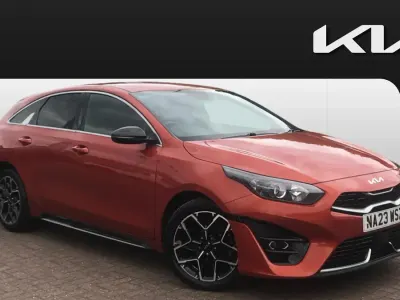 Used Kia ProCeed GT-Line 160 HP (117 kW) 2023 Orange Estate