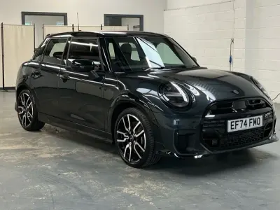 Used Mini Cooper Hatch 156 HP (114 kW) 2024 Grey Hatchback